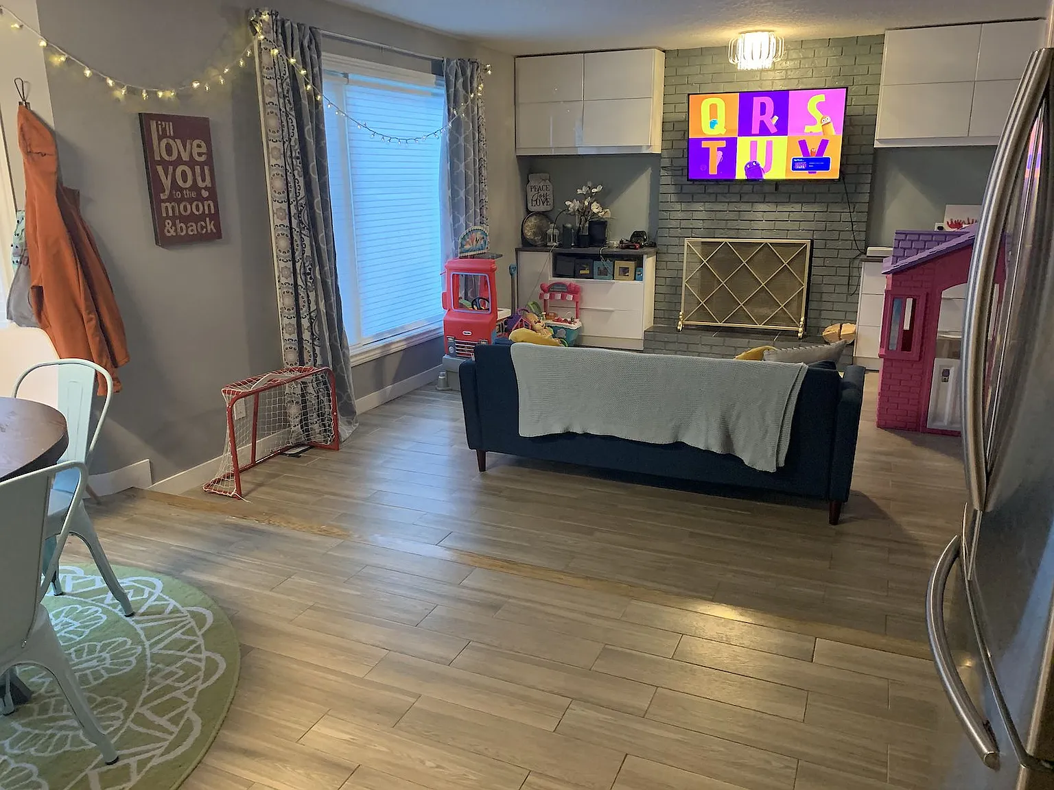 101 Sidon Crescent Southwest — Photo 4