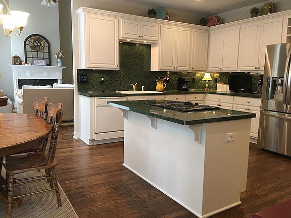 4th image of 2370 Wood Creek Ct