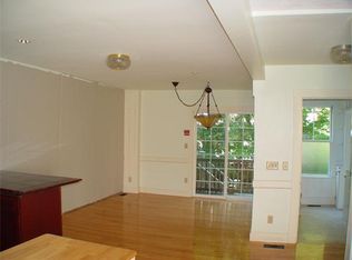 20 Chestnut St #3, Wakefield, MA 01880