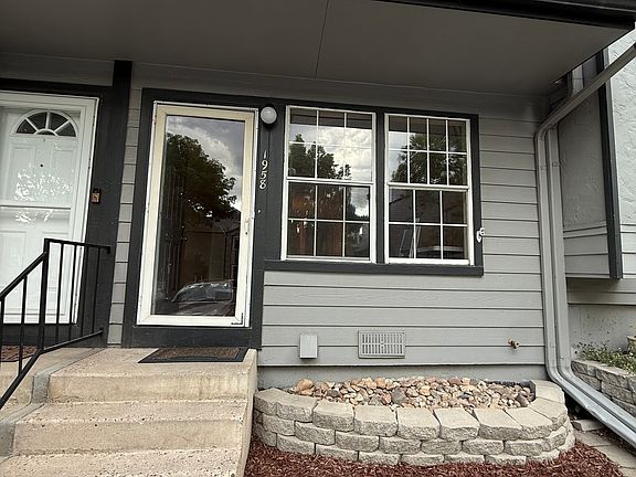 2nd image of 1958 Newland Ct