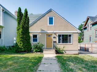 1071 Burns Ave, Saint Paul, MN 55106