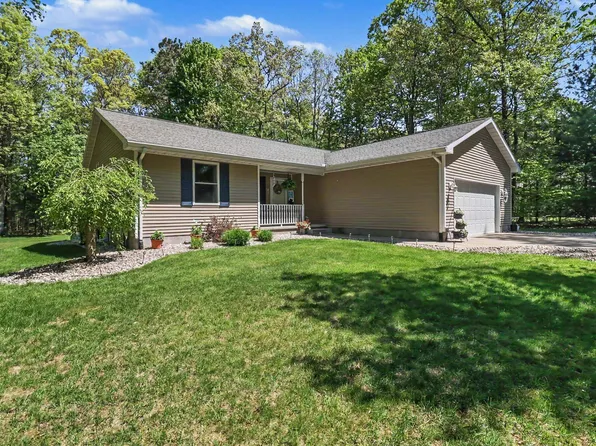 6544 W Forest Edge Dr, Ludington, MI 49431
