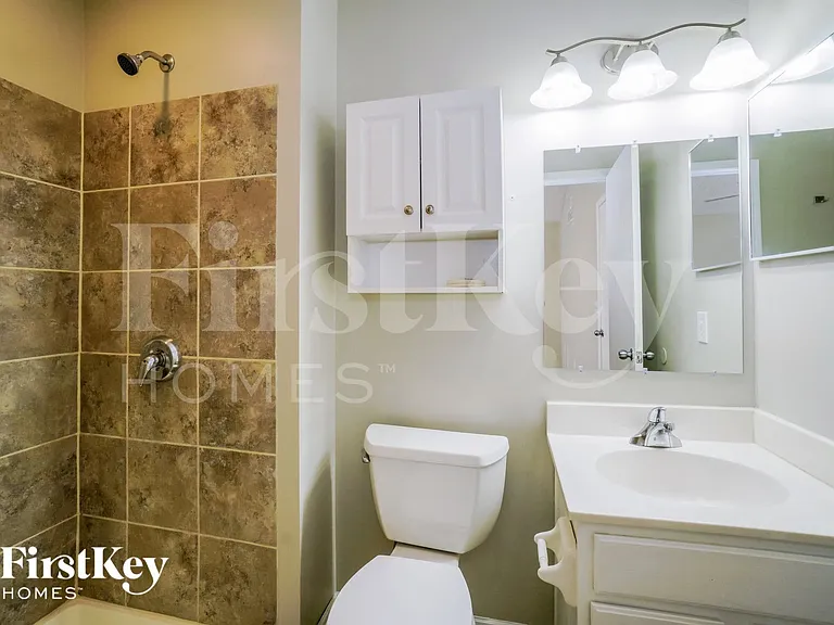 469 Furman St — Photo 13