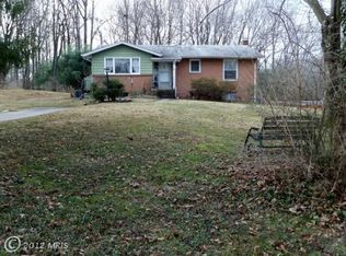2550 Rambling Rd, Vienna, VA 22181