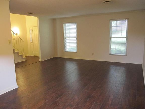 5th image of 7914 Gleason Dr APT 1083