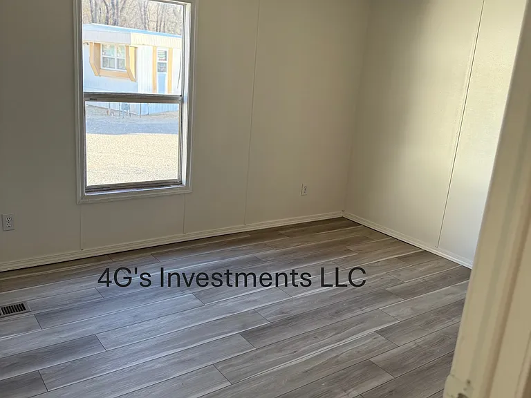 901 N Auburn Ave #17 — Photo 14