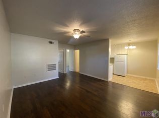 4133 Lee St #15, Zachary, LA 70791