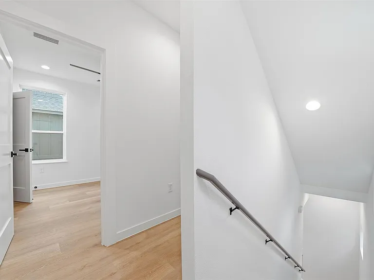 2212 Yellow Jacket Ln #1 — Photo 14