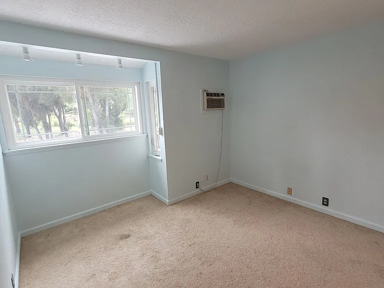95-034 Kuahelani Ave — Photo 28