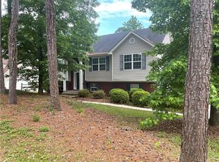 1550 Virgil Moon Rd, Loganville, GA 30052