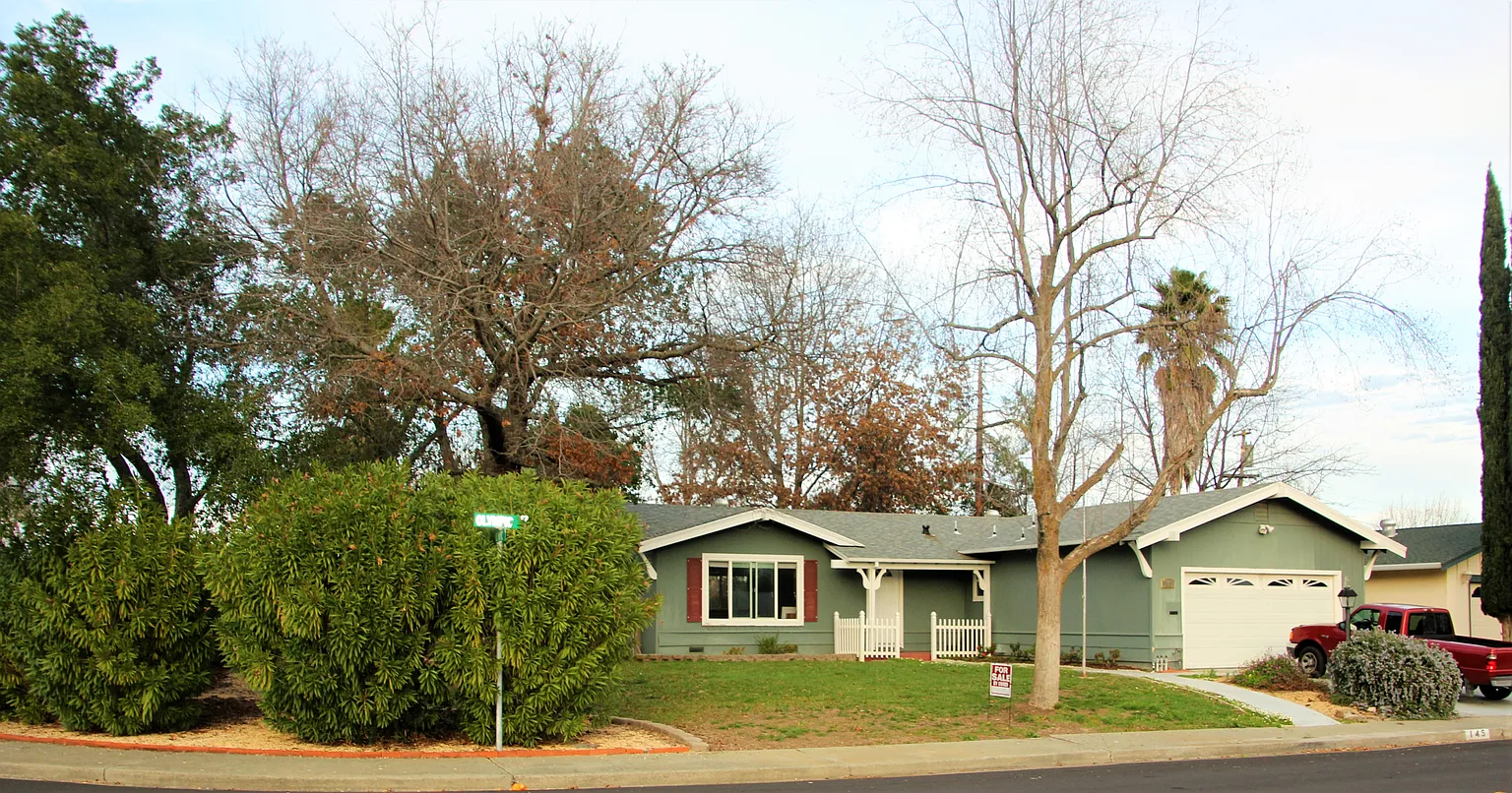 145 Olympic Cir photo 1