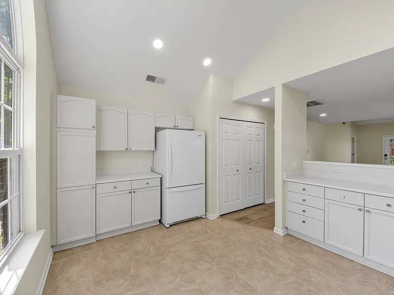 8911 Bryant Field Cir — Photo 4