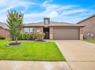1211 Erika Ln, Forney, TX 75126