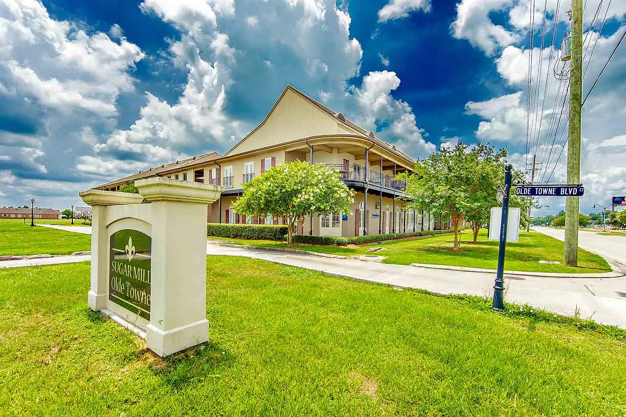 2 bed, 1200 sqft, $1,400 — Photo 1