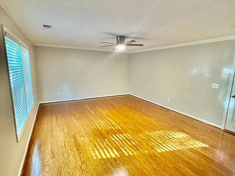 12 Red Winds Ct — Photo 4