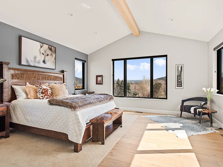 110 Bowles Dr — Photo 15