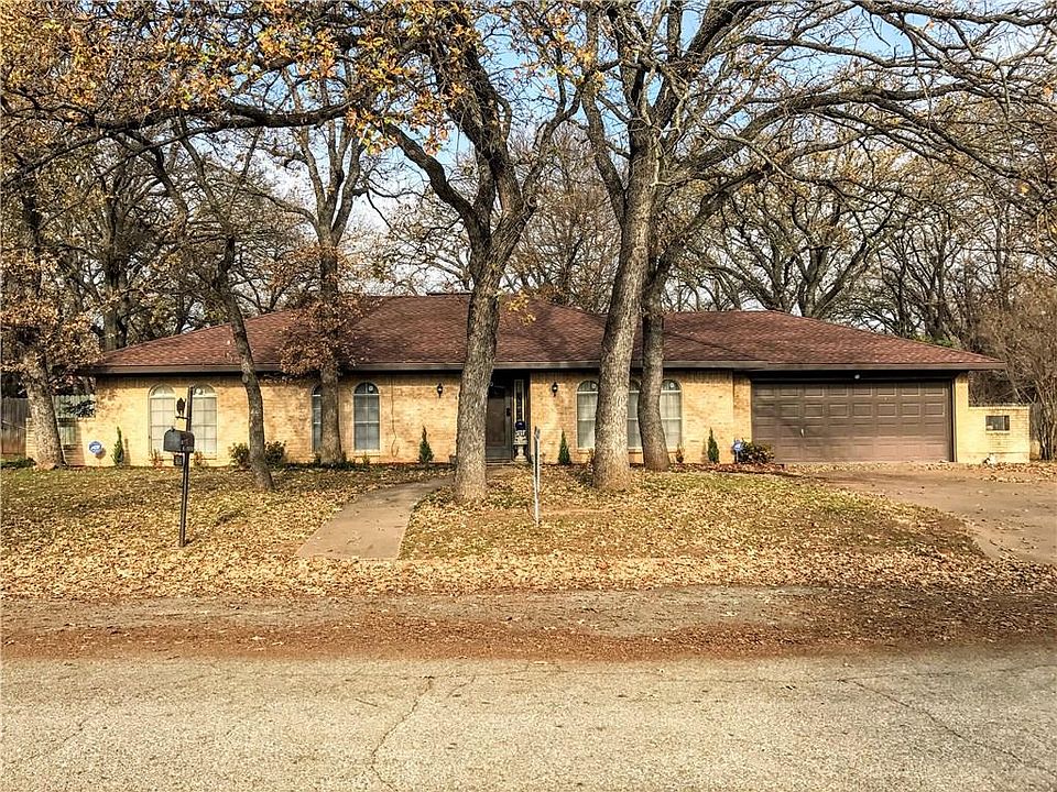 1st image of 2905 Michael Ln