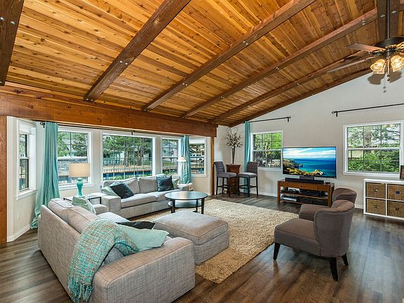 3rd image of 1080 Gold Mountain Dr