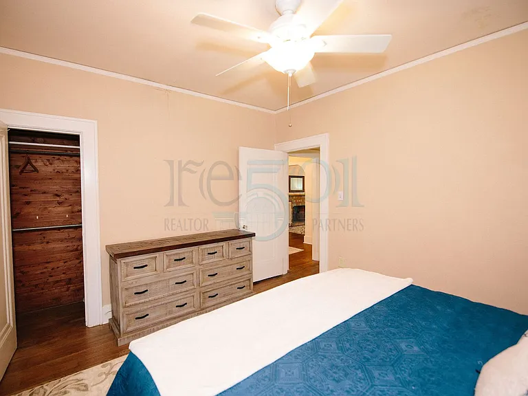 1508 Kavanaugh Blvd — Photo 32