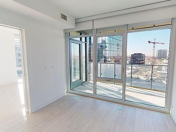 4th image of 660 W Wayman St #3302