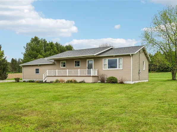240 Hamburg Rd, Greenville, PA 16125