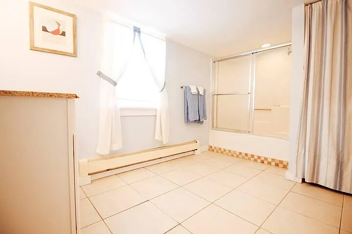 388 Spring St #3 — Photo 5