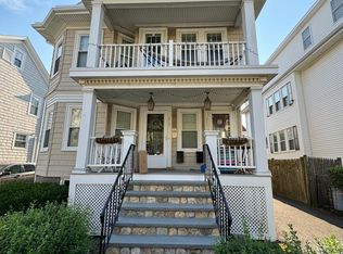 213 N St #2, Boston, MA 02127