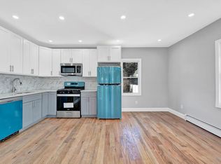 13328 223rd St, Springfield Gardens, NY 11413