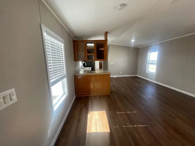 5535 Dysart Rd — Photo 20
