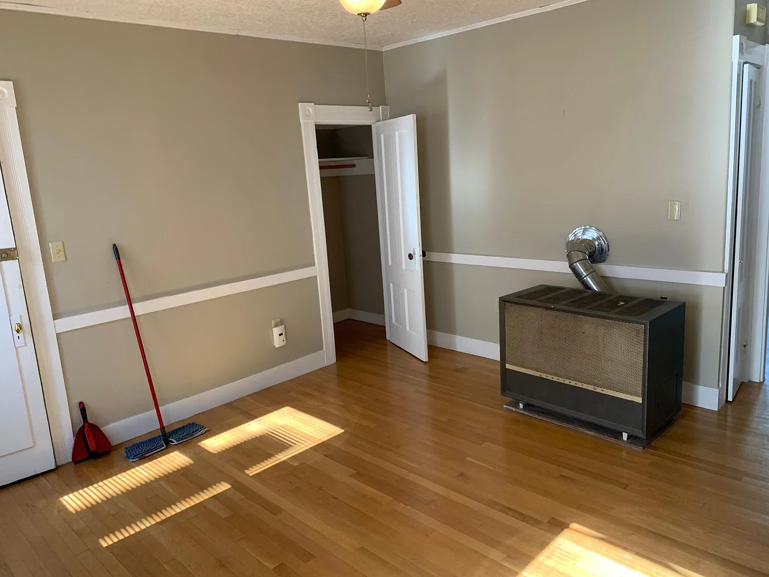 1 bed, $1,350 — Photo 2