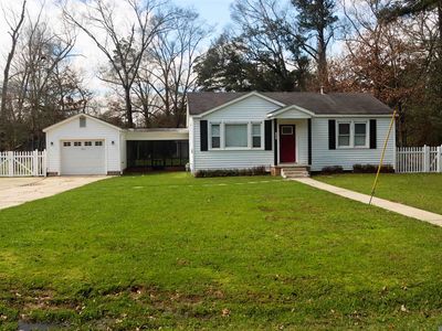 1221 N Woodcrest Ave, Denham Springs, LA, 70726