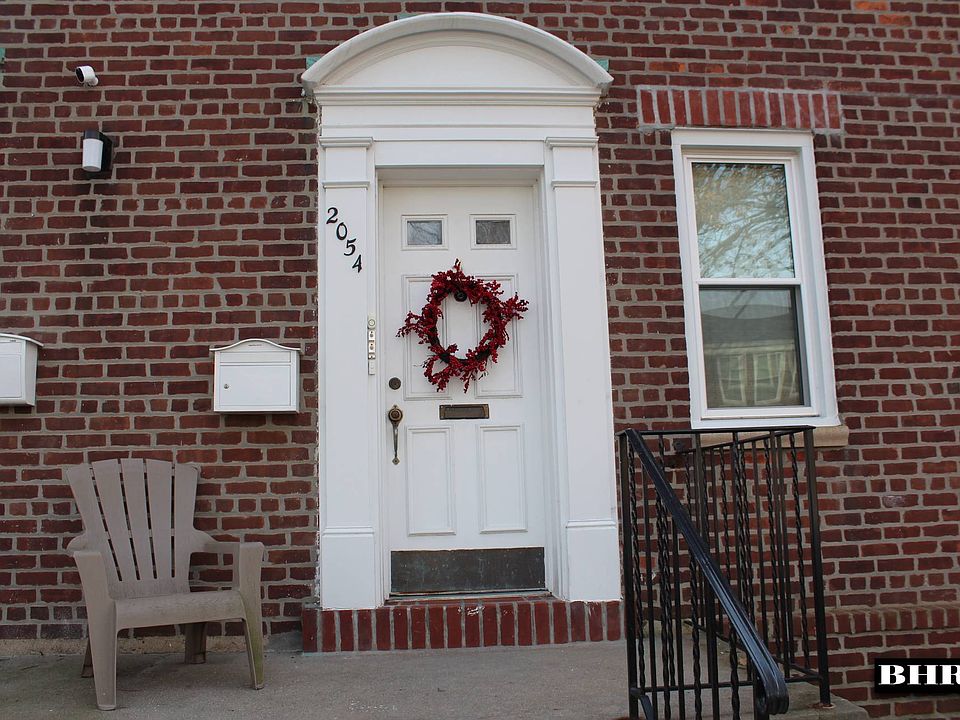 1st image of 2054 E 58th St #132