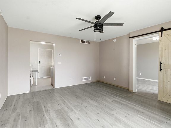 5th image of 1232 & 1232-1/2 Grelle Ave