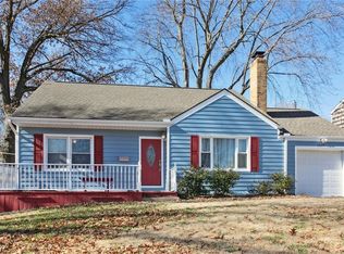 5624 Dearborn St, Mission, KS 66202