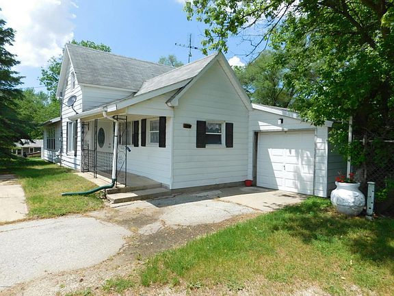 2nd image of 29170 Pokagon St