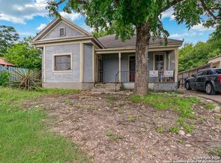 656 N San Ignacio Ave, San Antonio, TX 78228