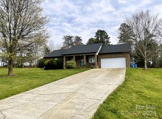 4868 Sandstone Dr #107, Conover, NC 28613