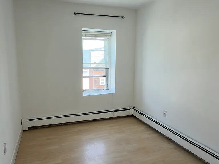 791 Saratoga St #3A — Photo 8