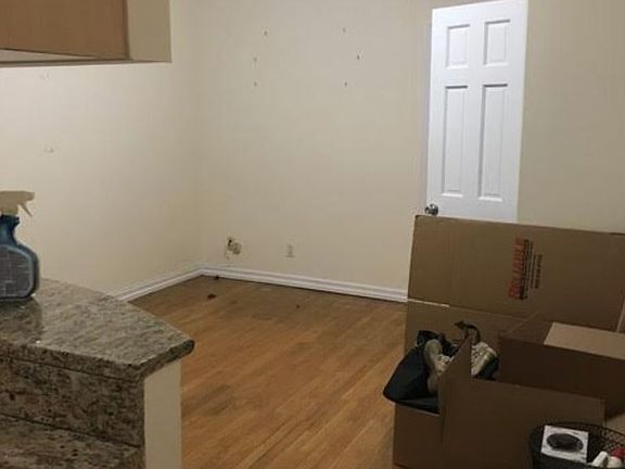 3rd image of 209 W 102nd St APT 1D