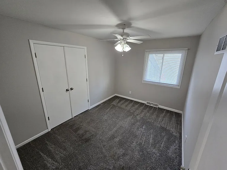 2025 Beck St — Photo 34