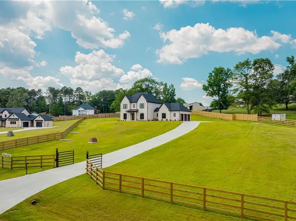 3084 Luther Wages Rd, Dacula, GA 30019