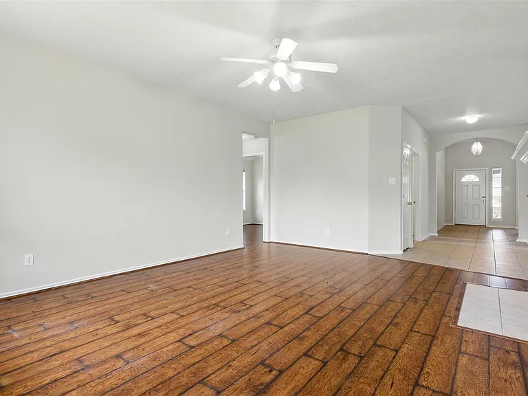 4827 Claymill Ct — Photo 18