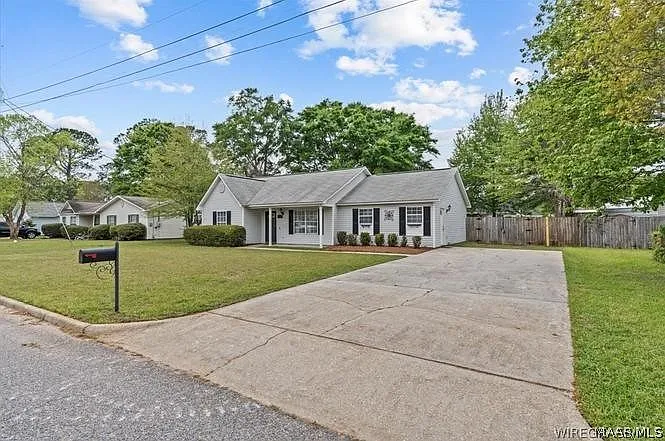 105 Periwinkle Ct — Photo 11