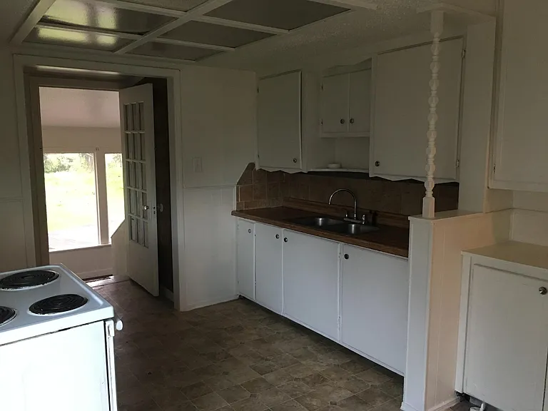 503 W Rickenbacker Dr — Photo 6