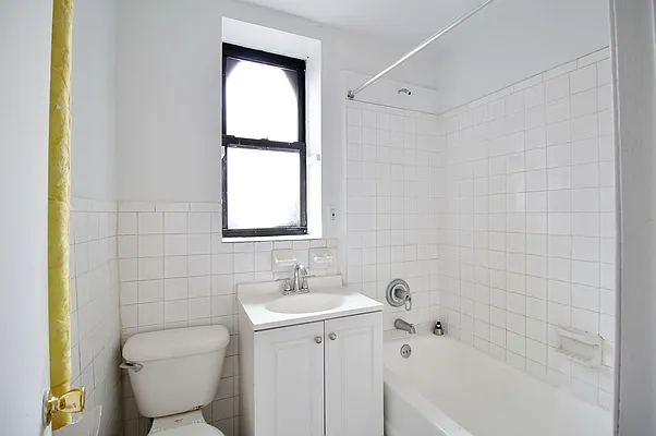 Rented by Julianna Realty Corp | media 32