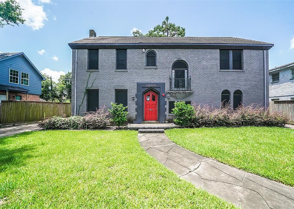 1st image of 2424 Southmore Blvd