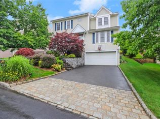 64 Bellefair Rd, Pt Chester, NY 10573