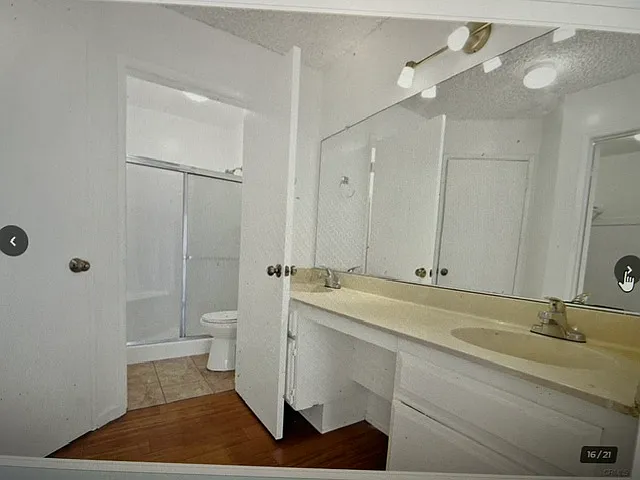 1239 W Rosecrans Ave #26 — Photo 9