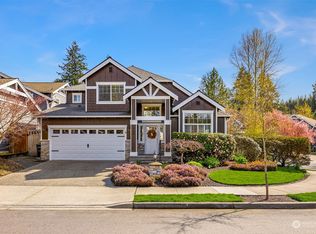 464 Cosgrove St NW, Bainbridge Island, WA