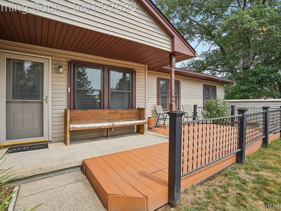 1st image of 7812 Oakland Pl